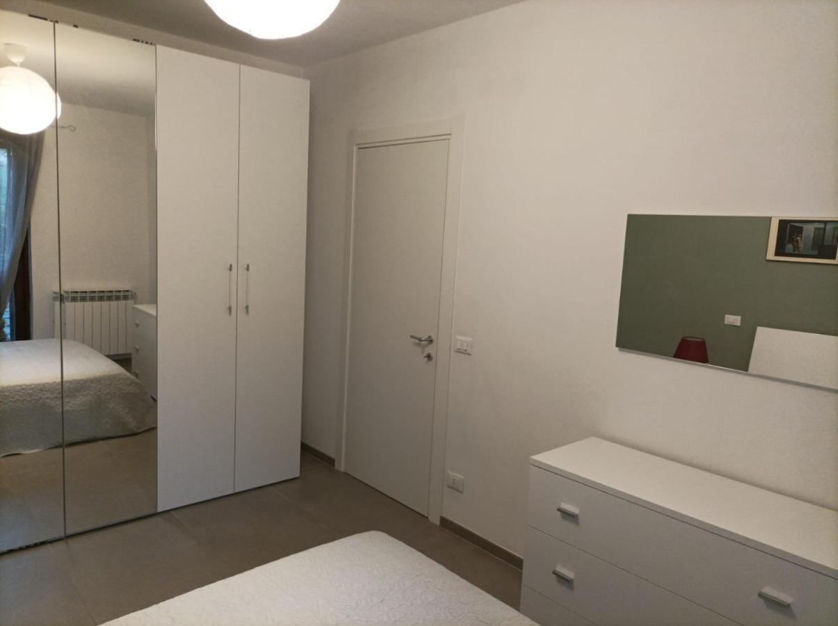 Caky'S House Appartement Desenzano del Garda Buitenkant foto