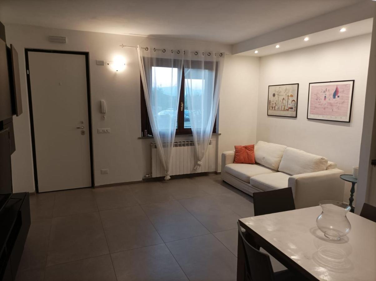 Caky'S House Appartement Desenzano del Garda Buitenkant foto